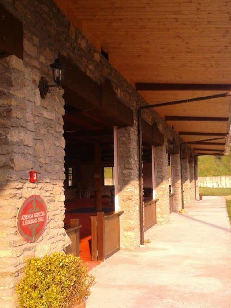 Agriturismo San Giuliano Dei Fratelli Giai Susa Eksteriør billede